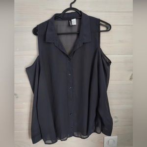 Divide By H&M Gray Women Blouse Size 2